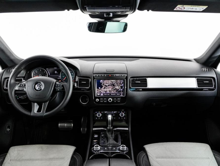Volkswagen Touareg II Рестайлинг Санкт-Петербург  - изображение 10