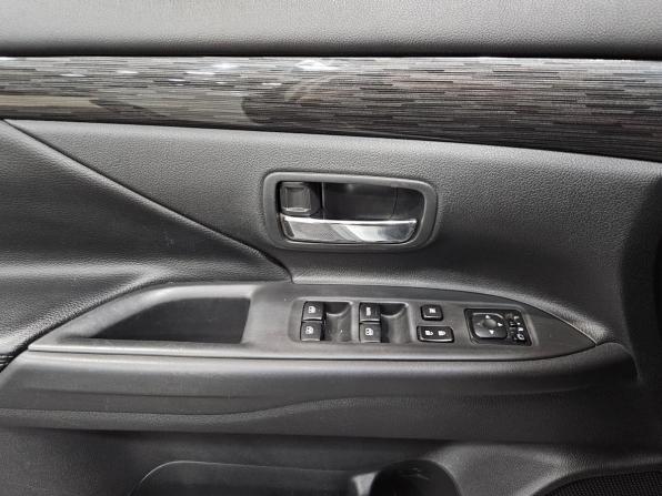 Mitsubishi Outlander III Рестайлинг 2 с пробегом 2015 года, цена 1 749 000 рублей, 149136 км, внедорожник, Автокод Объявления