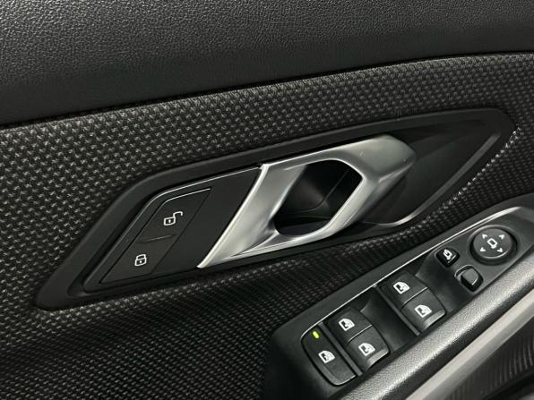BMW 3 серии VII (G2x) с пробегом 2020 года, цена 3 195 000 рублей, 138480 км, универсал, Автокод Объявления
