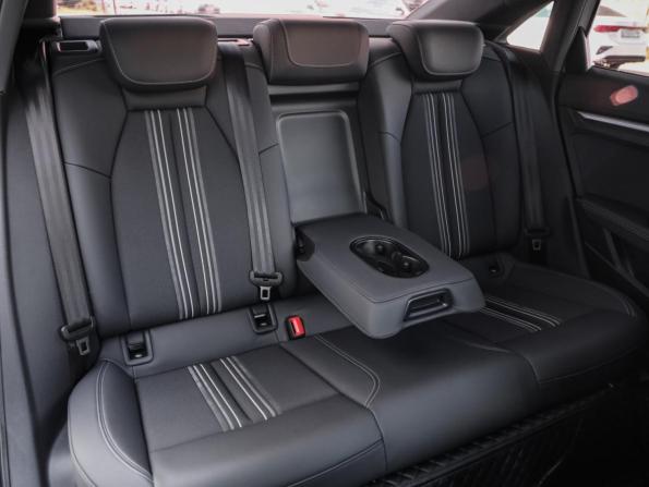 Audi A3 IV (8Y) с пробегом 2021 года, цена 3 099 000 рублей, 27915 км, седан, Автокод Объявления