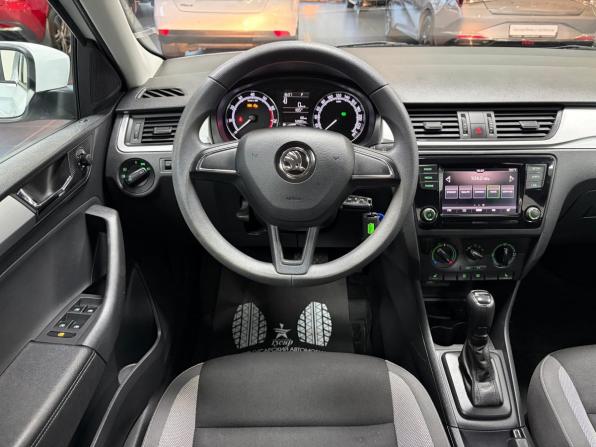 Skoda Rapid I Рестайлинг с пробегом 2019 года, цена 1 488 000 рублей, 59905 км, лифтбек, Автокод Объявления