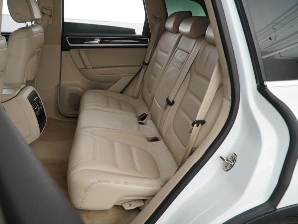 Volkswagen Touareg II Рестайлинг с пробегом 2014 года, цена 2 093 055 рублей, 260574 км, внедорожник, Автокод Объявления