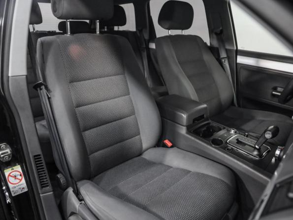 Volkswagen Touareg I Рестайлинг с пробегом 2009 года, цена 999 000 рублей, 272167 км, внедорожник, Автокод Объявления