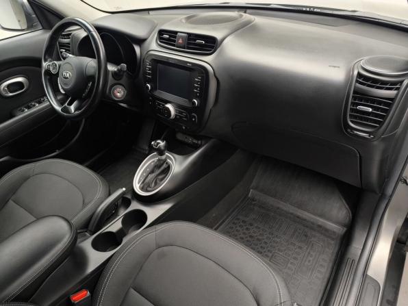 Kia Soul II Рестайлинг с пробегом 2018 года, цена 1 549 000 рублей, 88527 км, хэтчбек, Автокод Объявления
