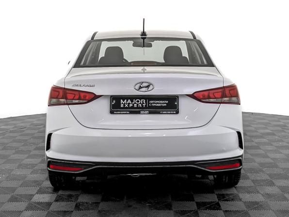 Hyundai Solaris II Рестайлинг с пробегом 2022 года, цена 1 575 000 рублей, 69491 км, седан, Автокод Объявления