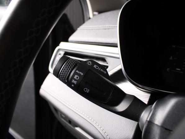 Geely Atlas Pro с пробегом 2023 года, цена 1 929 000 рублей, 55000 км, внедорожник, Автокод Объявления