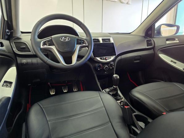 Hyundai Solaris I с пробегом 2013 года, цена 665 000 рублей, 226000 км, седан, Автокод Объявления