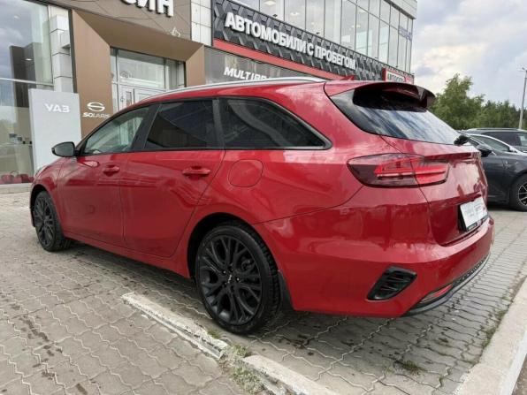 Kia Ceed III Рестайлинг с пробегом 2022 года, цена 2 286 146 рублей, 90454 км, универсал, Автокод Объявления