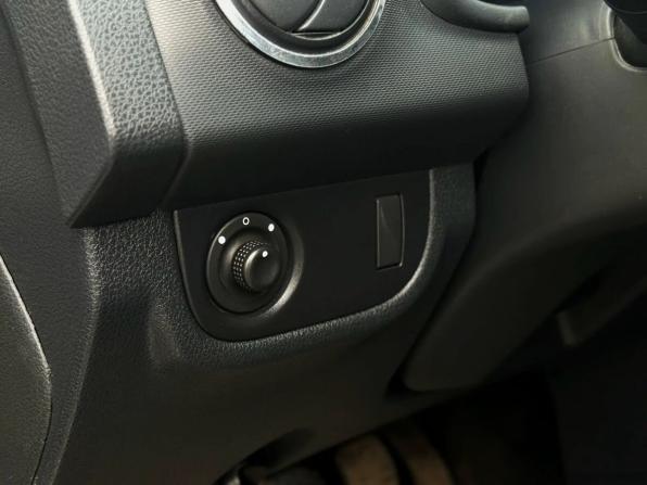 Renault Sandero II с пробегом 2017 года, цена 729 000 рублей, 110212 км, хэтчбек, Автокод Объявления