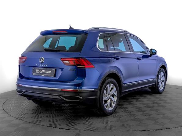 Volkswagen Tiguan II Рестайлинг с пробегом 2021 года, цена 4 215 000 рублей, 34083 км, внедорожник, Автокод Объявления