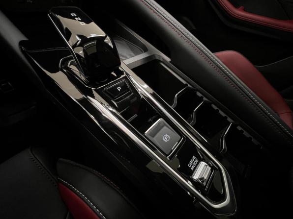 Geely Coolray I Рестайлинг с пробегом 2024 года, цена 1 980 000 рублей, 13678 км, внедорожник, Автокод Объявления