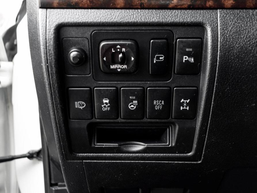 Toyota Land Cruiser 200 Series Рестайлинг 1 Екатеринбург  - изображение 38