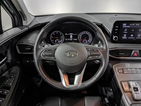 Hyundai Santa Fe IV Рестайлинг с пробегом 2022 года, цена 3 605 000 рублей, 49170 км, внедорожник, Автокод Объявления