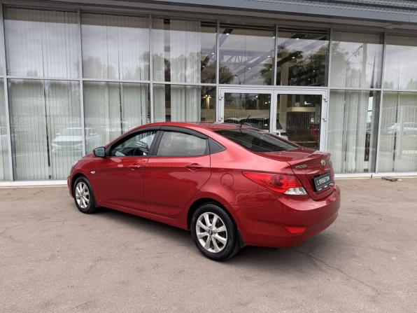 Hyundai Solaris I с пробегом 2014 года, цена 899 000 рублей, 106000 км, седан, Автокод Объявления