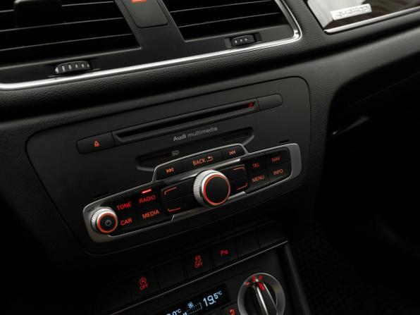 Audi Q3 I (8U) с пробегом 2012 года, цена 1 960 000 рублей, 81276 км, внедорожник, Автокод Объявления