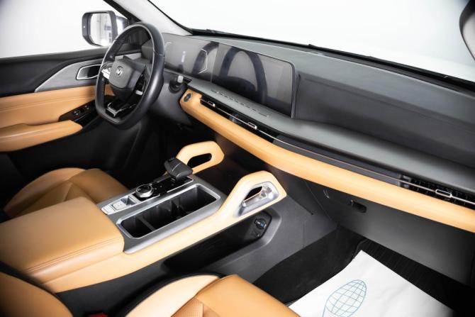 Changan Hunter Plus с пробегом 2023 года, цена 2 899 000 рублей, 63000 км, offers.body_type.unknown, Автокод Объявления