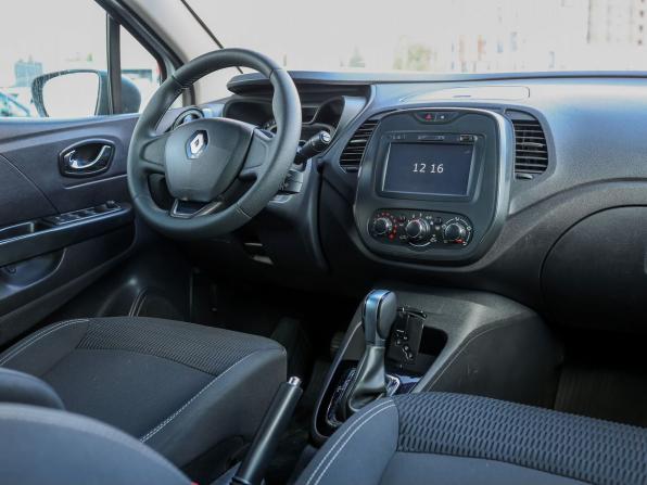 Renault Kaptur I с пробегом 2018 года, цена 1 199 000 рублей, 117680 км, внедорожник, Автокод Объявления