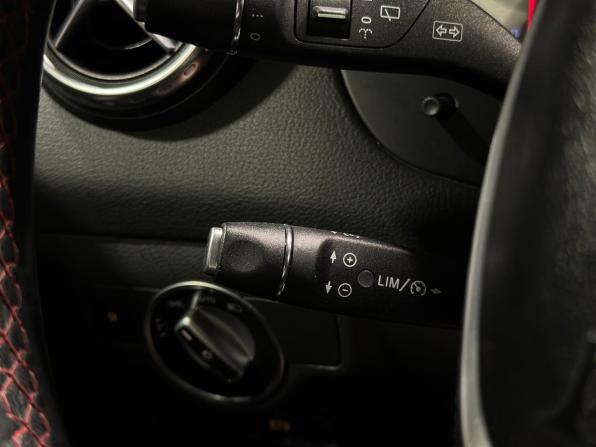 Mercedes-Benz GLA I (X156) с пробегом 2015 года, цена 2 370 000 рублей, 81937 км, внедорожник, Автокод Объявления