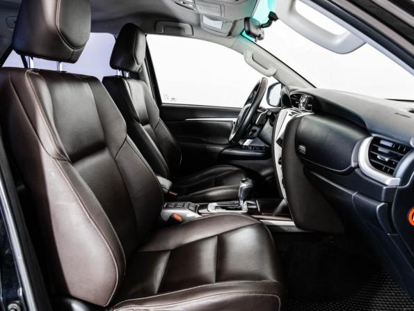 Toyota Fortuner II с пробегом 2018 года, цена 2 999 000 рублей, 157642 км, внедорожник, Автокод Объявления