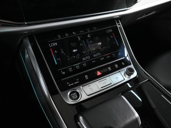 Audi Q8 I (4M) с пробегом 2020 года, цена 7 399 000 рублей, 42996 км, внедорожник, Автокод Объявления