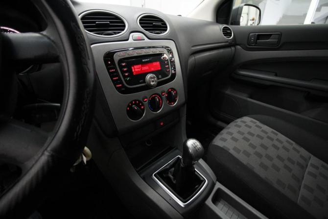 Ford Focus II Рестайлинг с пробегом 2008 года, цена 420 000 рублей, 221800 км, седан, Автокод Объявления