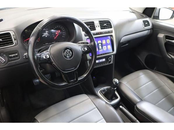 Volkswagen Polo V Рестайлинг с пробегом 2016 года, цена 1 069 000 рублей, 127158 км, седан, Автокод Объявления