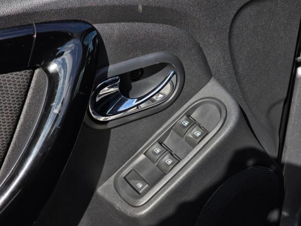 Renault Duster I Рестайлинг с пробегом 2019 года, цена 1 268 000 рублей, 200454 км, внедорожник, Автокод Объявления