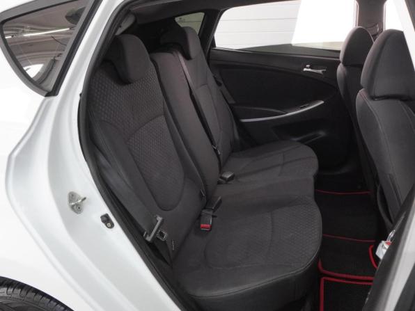 Hyundai Solaris I с пробегом 2013 года, цена 749 000 рублей, 229010 км, хэтчбек, Автокод Объявления