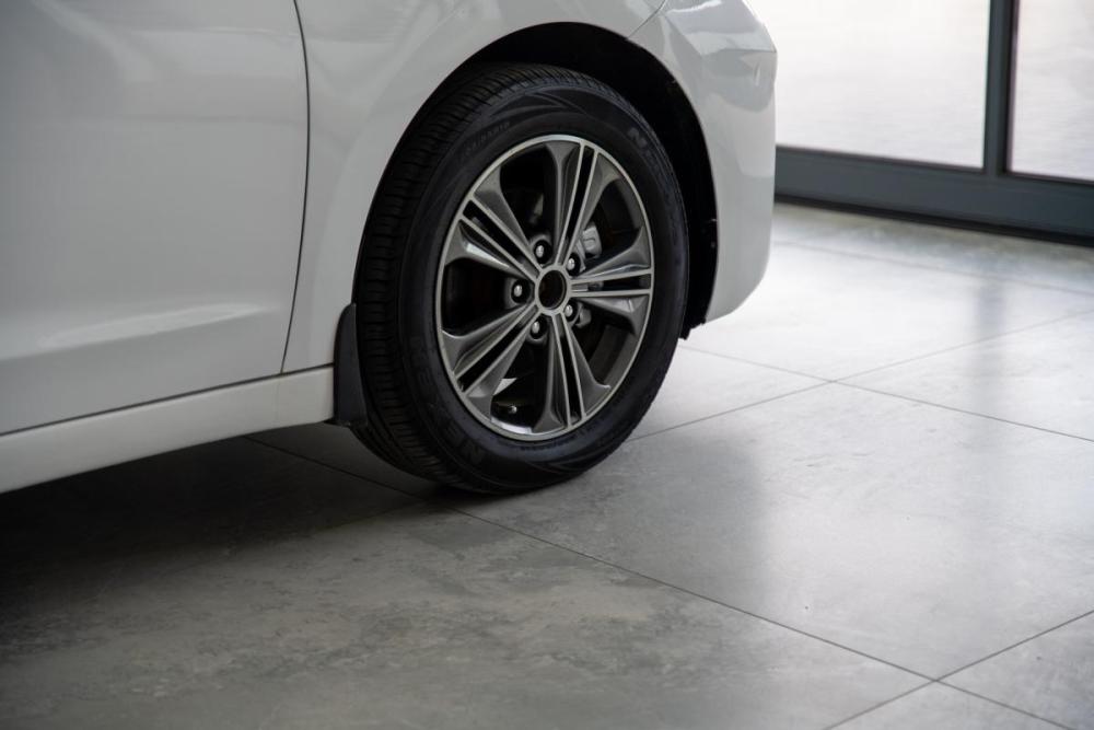 Hyundai Elantra VI (AD) Рестайлинг Ростов-на-Дону  - изображение 9