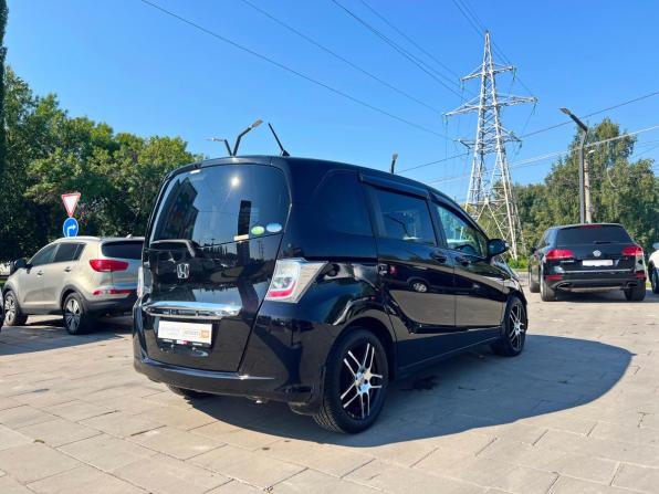 Honda Freed I с пробегом 2011 года, цена 1 145 600 рублей, 191000 км, компактвэн, Автокод Объявления