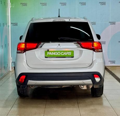 Mitsubishi Outlander III Рестайлинг 2 с пробегом 2016 года, цена 1 630 000 рублей, 200300 км, внедорожник, Автокод Объявления