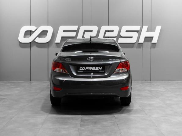 Hyundai Solaris I с пробегом 2013 года, цена 1 020 000 рублей, 122954 км, седан, Автокод Объявления