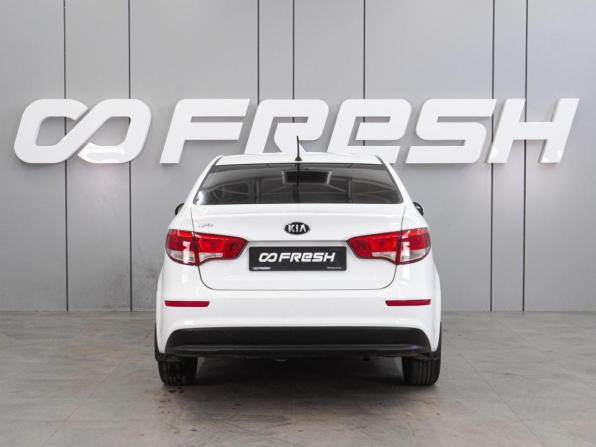 Kia Rio III Рестайлинг с пробегом 2015 года, цена 1 099 000 рублей, 129057 км, седан, Автокод Объявления