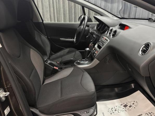 Peugeot 308 I Рестайлинг с пробегом 2012 года, цена 550 000 рублей, 184000 км, хэтчбек, Автокод Объявления