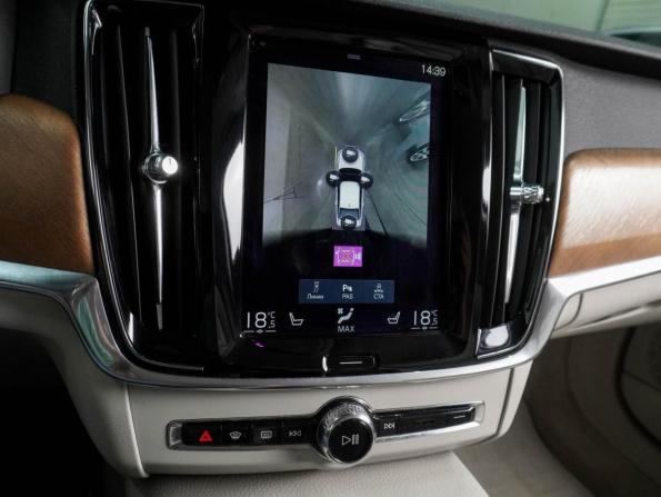 Volvo S90 II с пробегом 2017 года, цена 2 469 000 рублей, 176690 км, седан, Автокод Объявления