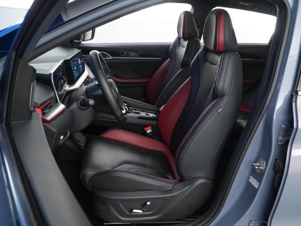 Geely Coolray I Рестайлинг с пробегом 2024 года, цена 2 077 077 рублей, 41152 км, внедорожник, Автокод Объявления