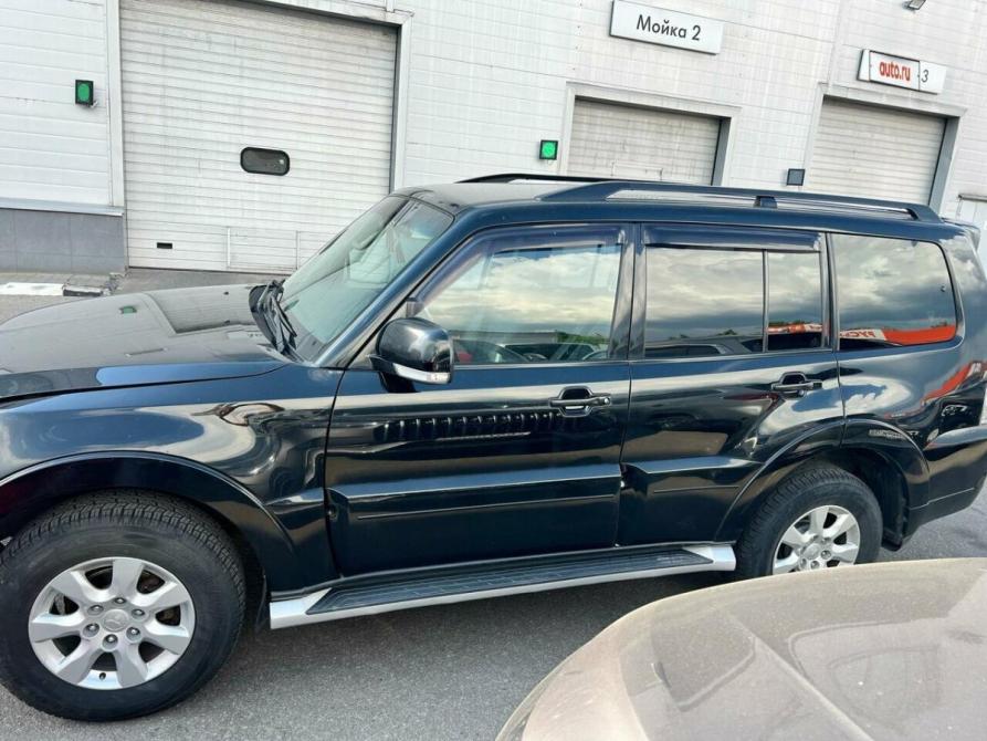 Mitsubishi Pajero IV Рестайлинг 1 Москва  - изображение 3