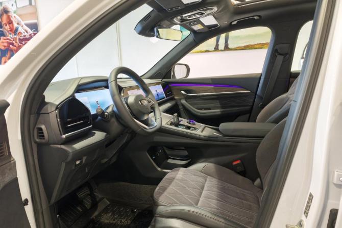 Новый Geely Monjaro I 2026 года, цена 4 349 990 рублей, внедорожник, Автокод Объявления
