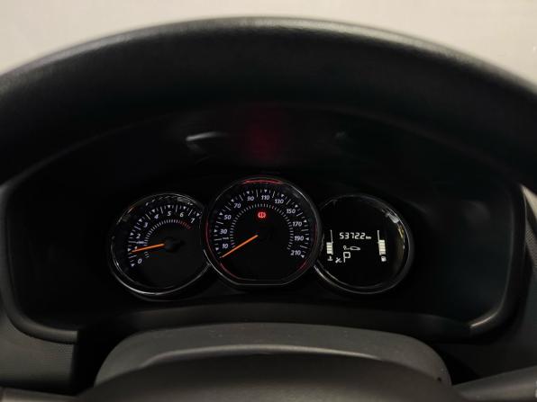 Renault Sandero II Рестайлинг с пробегом 2019 года, цена 1 320 000 рублей, 47233 км, хэтчбек, Автокод Объявления