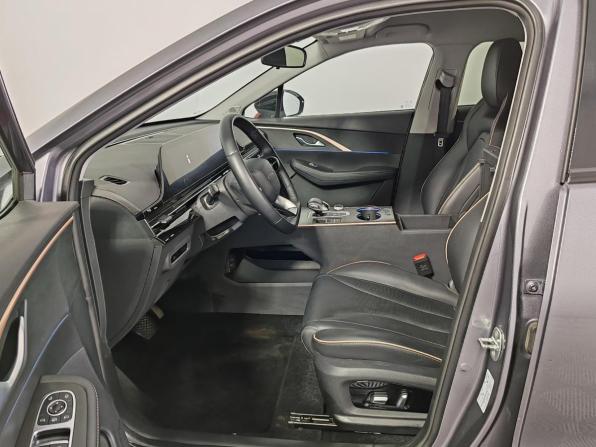 Omoda C5 I с пробегом 2023 года, цена 1 599 000 рублей, 61327 км, внедорожник, Автокод Объявления