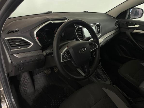 Lada (ВАЗ) Vesta I Рестайлинг (NG) с пробегом 2024 года, цена 1 439 000 рублей, 20000 км, седан, Автокод Объявления