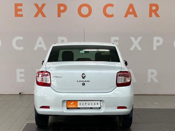 Renault Logan II с пробегом 2016 года, цена 700 000 рублей, 133457 км, седан, Автокод Объявления