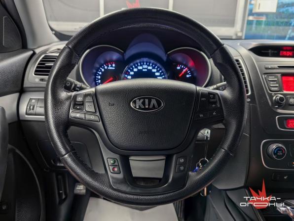 Kia Sorento II Рестайлинг с пробегом 2014 года, цена 1 758 000 рублей, 170000 км, внедорожник, Автокод Объявления