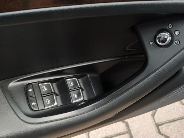 Audi A6 IV (C7) Рестайлинг с пробегом 2016 года, цена 2 450 000 рублей, 136000 км, седан, Автокод Объявления