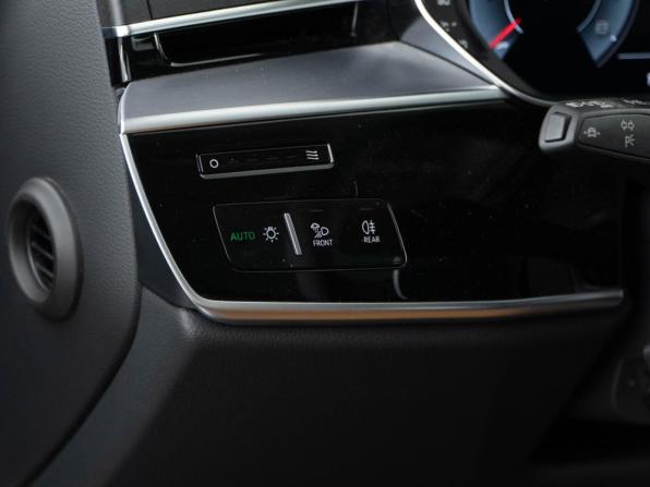 Audi A8 IV (D5) Рестайлинг с пробегом 2025 года, цена 10 198 977 рублей, 1781 км, седан, Автокод Объявления