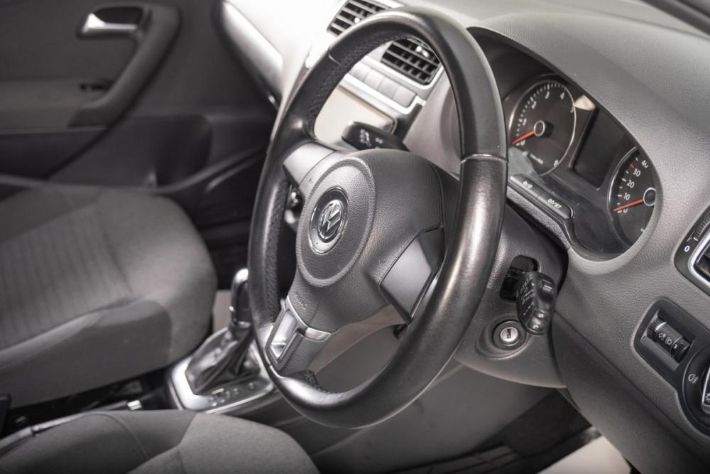 Volkswagen Polo V Томск  - изображение 13