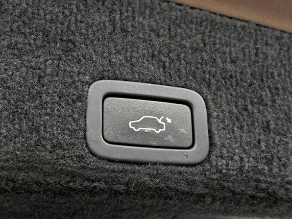 Volvo XC60 I Рестайлинг с пробегом 2013 года, цена 1 942 800 рублей, 170252 км, внедорожник, Автокод Объявления