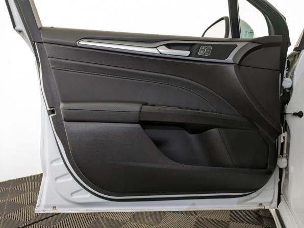 Ford Mondeo V с пробегом 2018 года, цена 1 980 000 рублей, 116815 км, седан, Автокод Объявления