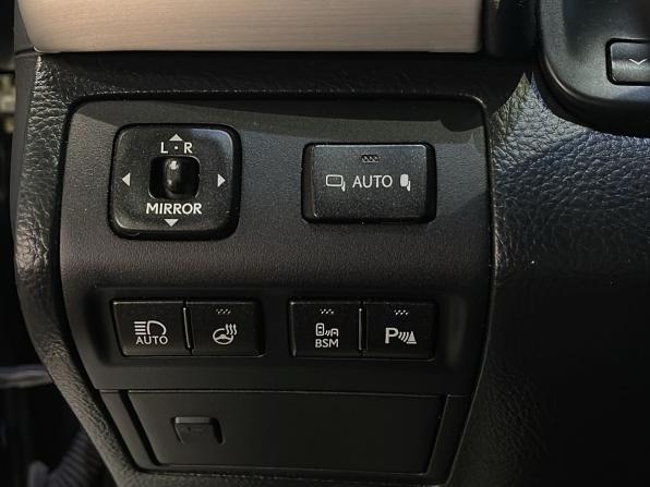 Lexus LS IV Рестайлинг 2 с пробегом 2013 года, цена 1 950 000 рублей, 253524 км, седан, Автокод Объявления