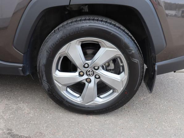 Toyota RAV4 V (XA50) с пробегом 2021 года, цена 3 299 000 рублей, 66359 км, внедорожник, Автокод Объявления